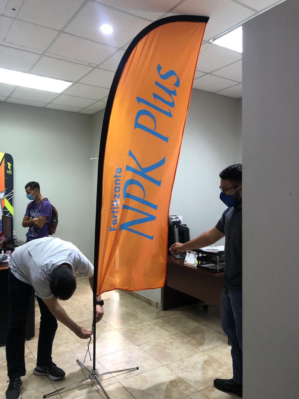 Flying Banner Tipo Gota — vista 2